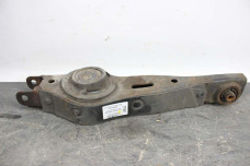 Важіль задній поперечний нижний (задний) правый Hyundai Santa Fe (DM) 2012-2018 552202W150 (77097)