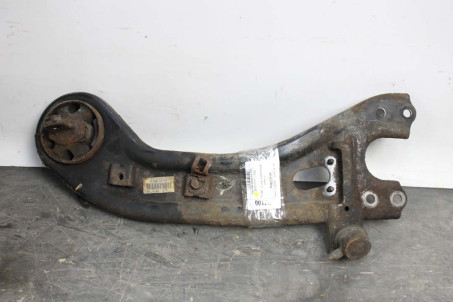 Рычаг задний продольный правый Hyundai Santa Fe (DM) 2012-2018 552802W150 (77100)