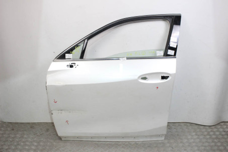 Двері передні ліві дефект Lexus UX (ZA10) 2018- 6700279055 (77145)