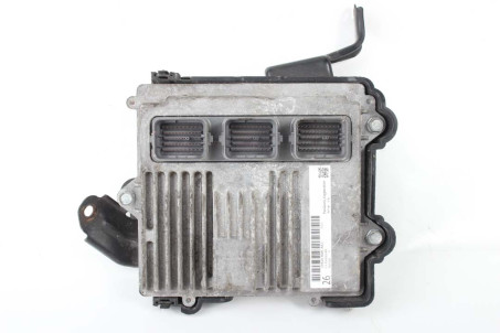 Блок керування двигуном 2.4 АКПП Acura ILX 2013-2022 37820R4HA63 (77248)