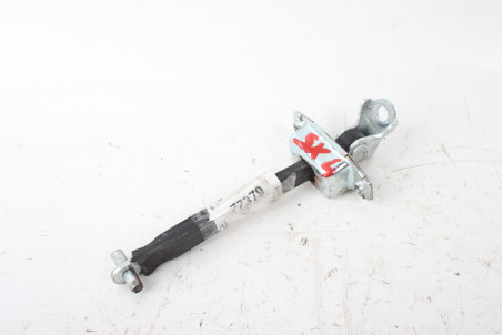 Ограничитель двери передний Suzuki SX-4 s-cross 2013- 8181062J03 (77379)