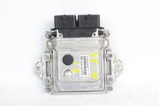 Блок управления двигателем 1.6 Suzuki SX-4 s-cross 2013- 3391061M00 (77414)