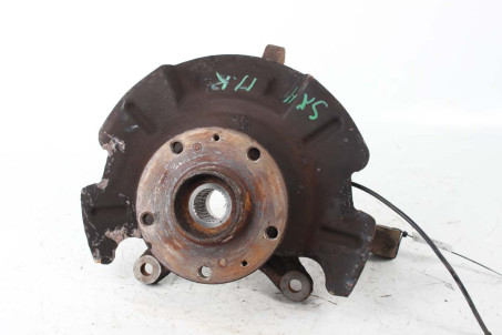 Кулак поворотний правий під ABS Suzuki SX-4 s-cross 2013- 4511161M00 (77424)