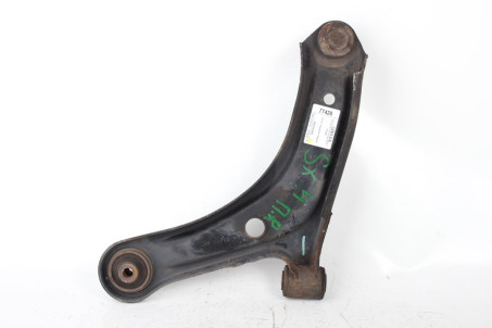 Важіль передній правий Suzuki SX-4 s-cross 2013- 4520161M00 (77428)