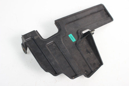 Повітропровід радіатора нижній RH Suzuki SX-4 s-cross 2013- 7243661M00 (77572) треснуто ухо