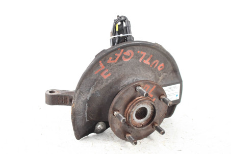 Кулак поворотний лівий під ABS Mitsubishi Outlander (GF) 2012- 3870A007 (77676)