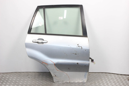 Двері задні праві дефект Toyota RAV-4 II 2000-2005 6700342040 (77843)