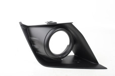 Накладка ПТФ левая новая оригинал Mitsubishi ASX 2010-2022 8321A767 (77868)