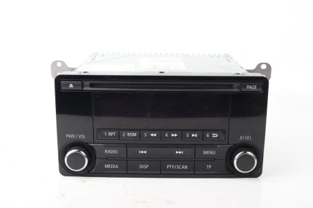 Магнитофон Mitsubishi Outlander (GF) 2012- 8701A562 (77883)