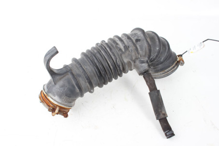 Патрубок воздушного фильтра 2.0 Hybrid Mitsubishi Outlander (GF) 2012- 1505A660 (77907)