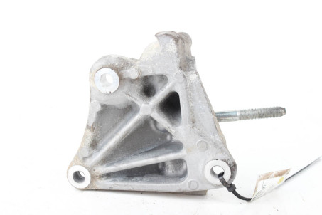 Кронштейн двигуна правий 2.0 Hybrid Mitsubishi Outlander (GF) 2012- 1091A296 (77953)