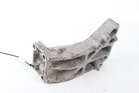 Кронштейн двигателя 2.0 Hybrid Mitsubishi Outlander (GF) 2012- 1098A007 (77973)