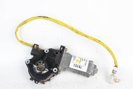 Моторчик склопідіймача задній левый Camry V20 Toyota Другие модели 85720AA030 (78150)