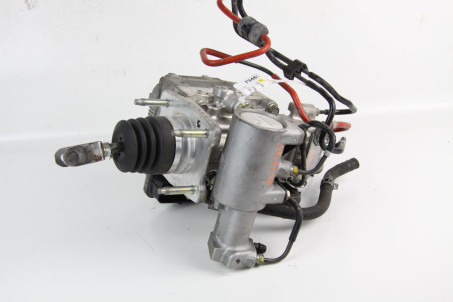 Блок ABS 1.8 Hybrid 10- Toyota Auris 2006-2012 4705012040 (79463)