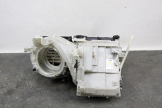Корпус печі 1.8 Hybrid 10- Toyota Auris 2006-2012 8713002740 (79468)