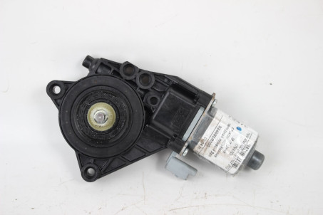 Моторчик стеклоподъёмника передний правый 2pin Hyundai I30 (FD) 2007-2012 824602R000 (79476)