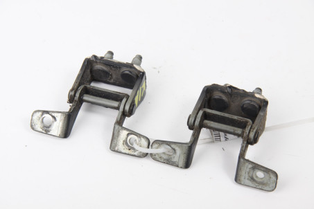 Петли кр.багажника 2 шт. Ceed (ED,FL) Kia Другие модели 797701H300 (79520)