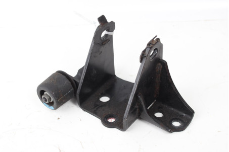 Кронштейн подушки двигателя левый 2.0 TDI Toyota RAV-4 IV 2012-2018 1232553020 (79605)