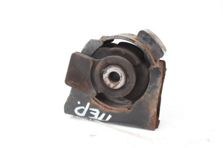 Подушка мотора передняя 2.0 TDI Toyota RAV-4 IV 2012-2018 1236153020 (79607)