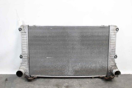 Радиатор интеркуллера 2.0 МКПП TDI Toyota RAV-4 IV 2012-2018 1794053010 (79715)