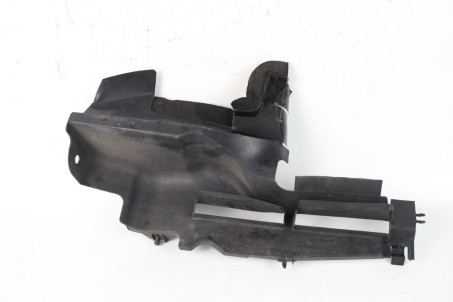 Повітропровід радіатора лівий 2.0 TDI Toyota RAV-4 IV (XA40) 2012-2018 1669536100 (79722)
