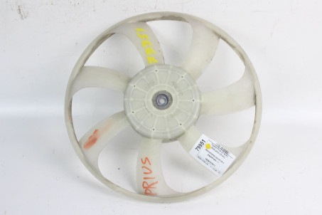 Вентилятор основного радиатора LH Toyota Prius (ZVW35) 2009-2015 1636137010 (79951)