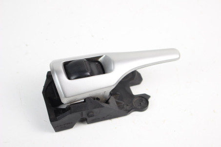 Ручка двері внутрішня права Toyota Auris 2006-2012 6920502120B3 (80018)