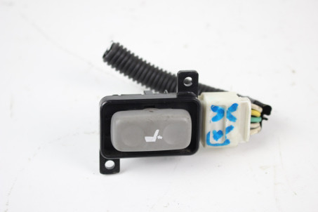 Кнопка регулювання сидіння LH Lexus RX (XU30) 2003-2008 8492060050B5 (80045)