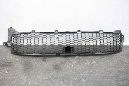 Решетка в бампер новая оригинал 10- Mitsubishi Outlander (CW) XL 2006-2014 6402A199 (80289)