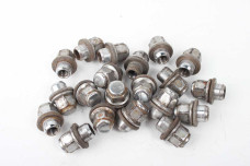 Гайки колеса комплект Toyota RAV-4 II 2000-2005  (80350)