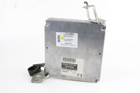 Блок керування двигуном 1.8 Toyota Corolla Verso 2004-2009 896610F030 (80354)