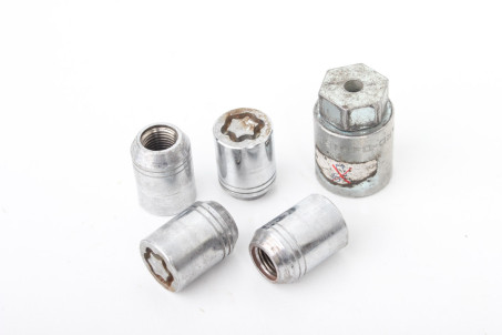 Секретки комплект Nissan Leaf 2010-2017  (80635)