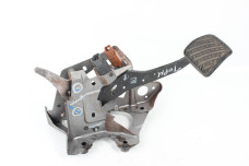 Педаль гальма 13- Nissan Leaf 2010-2017 465013NF1B (80646)