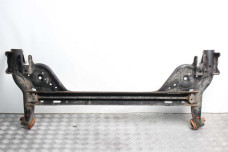 Балка задней подвески 13- Nissan Leaf 2010-2017 555013NF0B (80657)