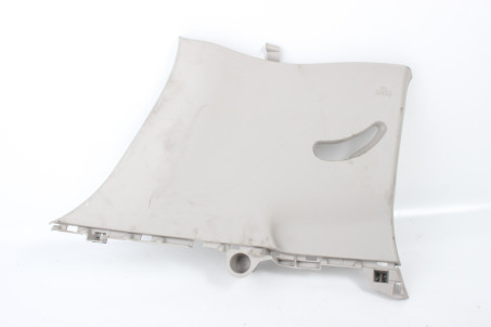 Накладка стійки задня ліва Nissan Leaf 2010-2017 769353NF0A (80718)