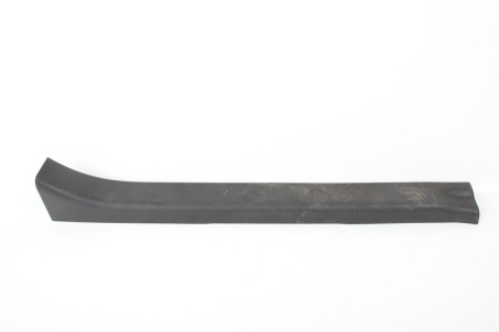 Накладка поріга внутрішня передня ліва Nissan Leaf 2010-2017 769B53NF0B (80743)