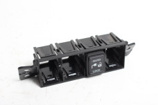 Кнопка блокировки зарядного порта Nissan Leaf 2010-2017 251B53NF0A (80835)