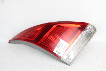 Ліхтар лівий внутрішній -13 Toyota Venza (AV10) 2008-2017 815900T010 (80885)