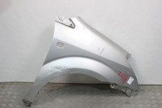 Крило переднє праве дефект Toyota Corolla Verso 2004-2009 538110F010 (80920)