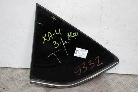 Стекло в кузов заднее левое под антенну дефект Toyota RAV-4 IV 2012-2018 6272042360 (81039)