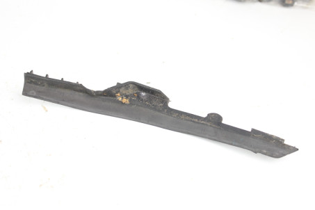 Кутник жабо лівий Toyota Auris 2006-2012 5386712040 (81384)