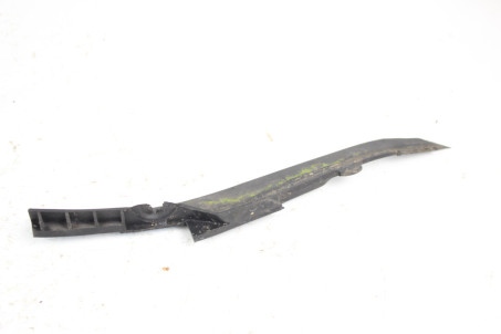 Кутник жабо правий Toyota Auris 2006-2012 5386612030 (81386)