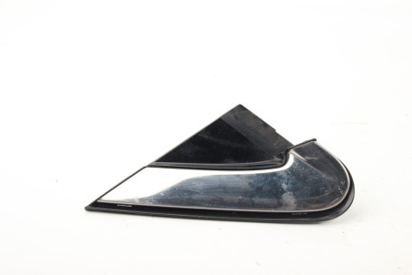 Уголок двери передний левый Subaru Outback (BS/BN) 2014-2020 65250AL010 (81555)