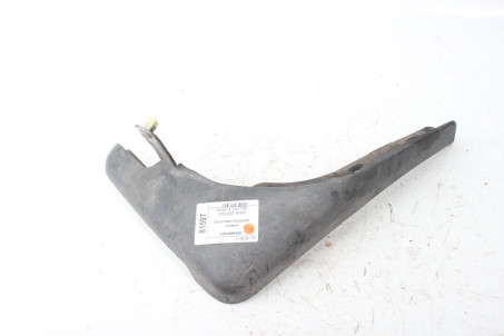 Бризговик передній правий Nissan X-Trail (T30) 2002-2007 638548H300 (81597)
