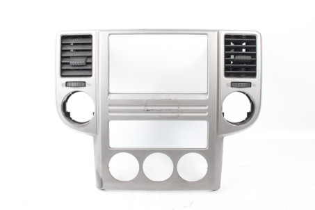 Дефлекторы центральных воздуховодов Nissan X-Trail (T30) 2002-2007  (81614)