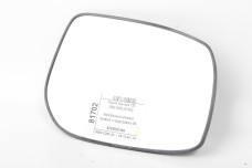 Дзеркальний елемент правий з підігрівом 06- Toyota Avensis T25 (T250) 2003-2009 8790805390 (81702)