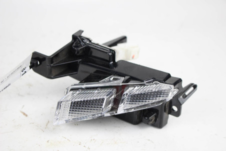 Повторитель поворота правый LED Lexus UX (ZA10) 2018-  (81805)