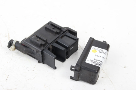 Блок реле 2.0 TDI Subaru Outback (BS/BN) 2014-2020 82571AJ020 (82114)