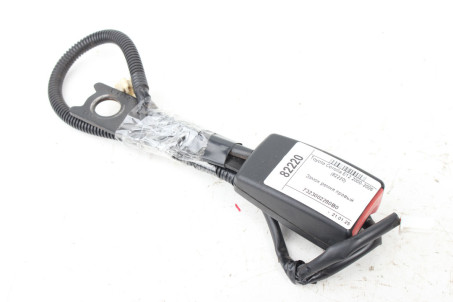 Замок ремня RH Toyota Corolla E12 (E120) 2000-2006 7323002280B0 (82220)