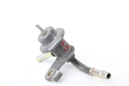 Регулятор давления топлива 2.5 Subaru Forester (SG) 2002-2008 22670AA300 (82303)